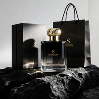 Flacon de parfum en verre transparent carré de luxe vide 30ml 50ml 100ml avec atomiseur à fine brume et capuchon noir, emballage personnalisé