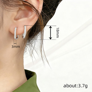 Boucles d'oreilles simples pour femmes, accessoires minimalistes pour tous les jours - Product Image 4