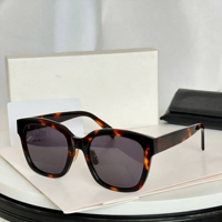 Nouvelles Lunettes de Soleil Carrées Extra-Larges 2026 avec Verres PC Dégradés Protection UV400, Monture Complète Dorée, Marque de Luxe, Ajustement Confortable, Design Unique