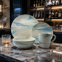 Service de table en porcelaine 16 pièces, motif marbré bleu clair, assiettes, bols, tasses, vaisselle pour la maison et la cuisine