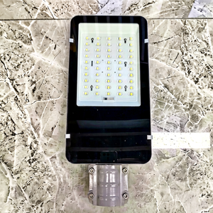 Farola Solar LED de 300W, Cuerpo de Aluminio Fundido a Presión, IP67, Silicio Monocristalino, Montaje en Pared, Iluminación Exterior - Product Image 1