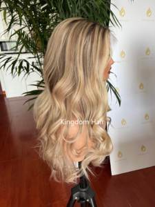 Pré-commande Perruque juive en dentelle complète avec dessus en soie réaliste, cheveux européens, brunette blonde balayage avec racines cendrées, pour l'alopécie - Product Image 5