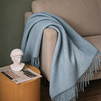 Blau Karierte Waffelstruktur-Decke mit Quasten Weiche Gestrickte Lässige Landhaus-Sofadecke für Couch