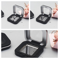En stock : Boîtier compact vide pour cosmétiques avec fenêtre transparente, disponible en trois tailles (petit, moyen, grand), boîte à poudre noire avec plateau métallique