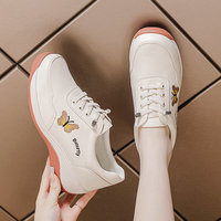 Chaussures blanches brodées papillon pour femmes, baskets décontractées antidérapantes à bout rond, confortables, légères, à semelle souple, pour la marche quotidienne