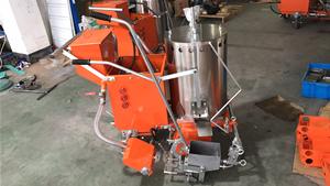 Macchina Multifunzionale per Segnaletica Stradale a Caldo, Attrezzatura Integrata per Fusione e Marcatura per Parcheggi - Product Image 3