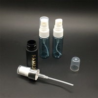 Flacon pulvérisateur PET 20 ml avec logo OEM, noir mat/bleu, couleurs personnalisables, pour emballage de produits de soin de la peau