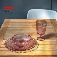 SUNYO Salade de verre 8.5 pouces Rose Dessert Assiette Vente en gros Restaurant Assiettes Ensembles Vaisselle Verre Chargeur Assiettes