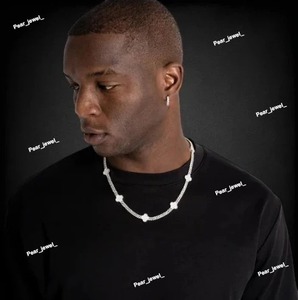 Collar de Cadena Cubana con Trébol de Diamantes Moissanite VVS de Plata 925 de Primera Calidad para Hombre, Disponible a un Precio Accesible - Product Image 5