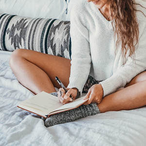 LABON <span class=keywords><strong>Journal</strong></span> de gratitude 6 minutes de bonheur Mindfulness <span class=keywords><strong>Self</strong></span> Care Carnet de notes en cuir non daté relié à couverture rigide - Product Image 3