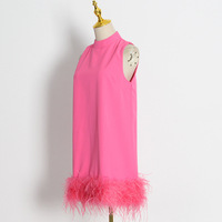 Grande réduction Robe pour femme en stock expédition rapide Mode estivale Robe sans manches ample avec bordure en plumes d'autruche