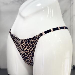 Women's Printed Underwear, Comfortable Low Waisted Side Loop Buckle T Pants Thong High-End Underwear Triangle Pants - Product Image 1