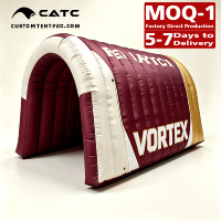Arche d'entrée sportive gonflable personnalisée CATC, imprimée sur mesure, bordeaux et or, en Oxford 350D, imperméable, durable, à gonflage continu