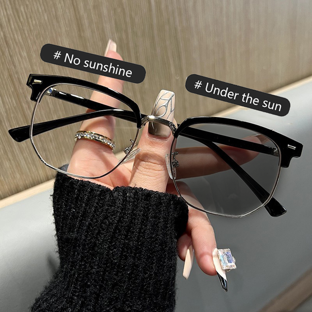 High Quality Wholesale Metal Frames Unisex Half- Frame Anti Blue Light Glasses Photochromic for All Face Shape Optical Glasses