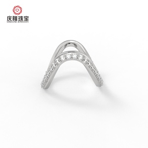 Anillo de Compromiso de Alta Calidad en Oro Blanco PT 950 con Moissanita Corte Cojín y Anillo de Boda con Diamantes - Product Image 6