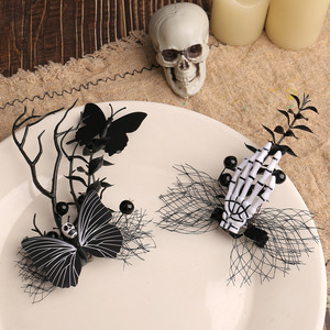 Pinza de Pelo Gótica de Halloween <span class=keywords><strong>con</strong></span> Telaraña, Hueso de Garra y Ramitas, Accesorio Espeluznante para Disfraz de Bruja o Vampiro - Product Image 4