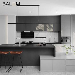 Armoire moderne en bois noir foncé mat avec <span class=keywords><strong>porte</strong></span>, armoire personnalisée, rangement de meubles en contreplaqué, armoires de cuisine simples, menuiserie - Product Image 4