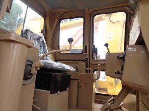 Bulldozer Caterpillar D6D Gato usado Precio bajo D6C BULLDOZER sobre orugas Usado D6M D4C D5C D6D D8K Bulldozers sobre orugas - Product Image 6