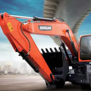 斗山DX215CD 20吨挖掘机在中国销售