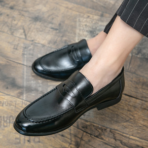 Mocassini in Pelle Eleganti Stile Europeo <span class=keywords><strong>e</strong></span> Americano, <span class=keywords><strong>Scarpe</strong></span> da Uomo Casual Oversize Stile Britannico Semplici Slip-On da Ufficio - Product Image 6