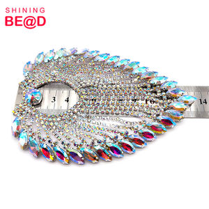 Patch de gland en forme de cœur scintillant cousu <span class=keywords><strong>sur</strong></span> l'épaule chaîne cristal AB verre strass Applique pour décoration de robe de mariée - Product Image 4