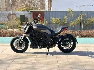 เบเนลลี <span class=keywords><strong>502</strong></span> มอเตอร์ไซค์มือสอง น้ำมันเบนซิน 500 ซีซี - Product Image 3