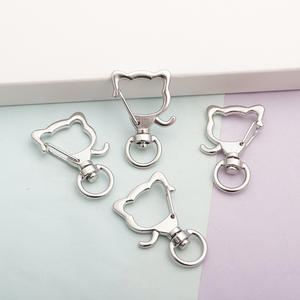 Personalizado Multi forma Animal estrella Zinc Ally Metal cierre gancho llavero DIY accesorios listos para enviar - Product Image 1