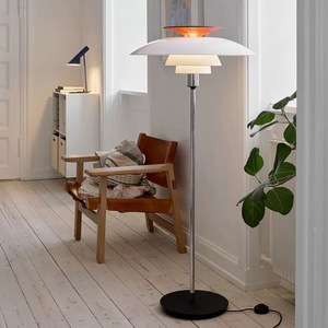 Lüks Sanat Zemin Lambası Danimarkalı Tasarımcı Bauhaus İskandinav Lambaları Oturma Odası Çalışma Odası Yatak Odası Kanepe Ofis Villa için - Product Image 1