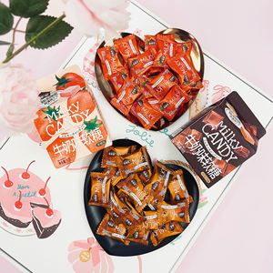 Rasa susu permen Chewy lembut dengan kemasan kotak rasa buah yang kaya potongan kecil coklat stroberi menarik - Product Image 3