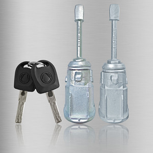 กระบอกล็อคประตูรถยนต์ Volkswagen รุ่น 6L3837167B ผลิตจากโลหะผสมสังกะสี พร้อมกุญแจ 2 ดอก สำหรับประตูซ้ายและขวา อะไหล่รถยนต์ รุ่น DZ088M4 - Product Image 1