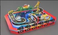 Piste de course RC intérieure 4MX3M avec 6 voitures de course et 6 volants Pédales en métal pour les jeux et l'amusement des enfants