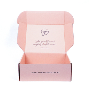 Tùy Chỉnh Màu Hồng Sản Phẩm Trang Phục Hộp Bưu Phẩm Có Thể Tái Chế Đầy Màu Sắc Quần Áo Sóng Bao Bì Hộp Với Logo Dập Nổi In Ấn - Product Image 2