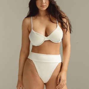 Fabricant <span class=keywords><strong>de</strong></span> bikini professionnel Maillots <span class=keywords><strong>de</strong></span> <span class=keywords><strong>bain</strong></span> personnalisés Maillots <span class=keywords><strong>de</strong></span> <span class=keywords><strong>bain</strong></span> blancs <span class=keywords><strong>de</strong></span> <span class=keywords><strong>bonne</strong></span> <span class=keywords><strong>qualité</strong></span> Bikini grande taille - Product Image 3