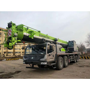 Zoomlion 80ton 44m <span class=keywords><strong>pluma</strong></span> principal máquina de elevación de la grúa del camión Qy80V - Product Image 5