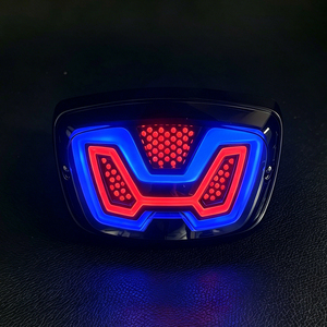Fanale posteriore Vespa LX125 150 S125 nuovo JPA Virtu, luce freno a LED per <span class=keywords><strong>moto</strong></span>, lampada stop per scooter <span class=keywords><strong>Piaggio</strong></span> Vespa Sprint Primavera - Product Image 2