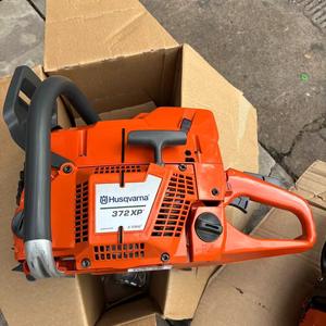 Tronçonneuse professionnelle 372XP fabriquée en Chine avec 3,9 kW <span class=keywords><strong>Hus</strong></span> 372xp 70,7 cc guide-chaîne de 24 pouces tronçonneuse à essence - Product Image 5