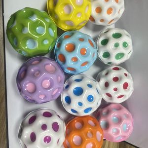 Jouets à presser, balle élastique en PU, 14 cm, âge 8-13 ans, unisexe, jouet anti-stress - Product Image 3