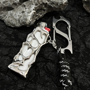 VAF Increíble Colgante Porta Encendedor para Pantalones, Charm de Acero Inoxidable Pulido con Mosquetón y Cordón, Compatible con Encendedores BIC <span class=keywords><strong>J3</strong></span> - Product Image 4