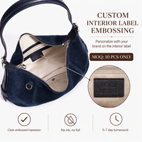 Sac Hobo en Daim de Vachette Personnalisé Bleu Nuit pour Femme avec Double Fermeture Éclair et Bandoulière Réglable – Vente Directe Usine