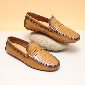 High-end Custom Genuine Leather Slip-on <b>Pointed</b> <b>Toe</b> Men's Shoes for Office Leisure Autumn Fashion Trends - Product Image 1