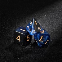 Ensemble de 7 dés polyédriques RPG faits à la main, bleu foncé, avec des chiffres dorés, pour les jeux de société Dungeons and Dragons et les jeux de rôle MTG, cadeau