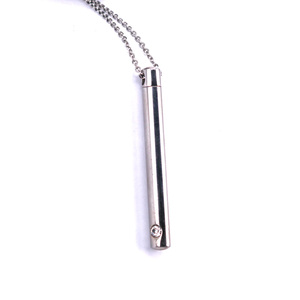 <span class=keywords><strong>สร้อย</strong></span>คอจี้อนุ<span class=keywords><strong>ส</strong></span>รณ์สถาน<span class=keywords><strong>สร้อย</strong></span>คอดีไซน์แบบแท่งท่อ<span class=keywords><strong>สร้อย</strong></span>คอเหล็กเพชร CZ <span class=keywords><strong>สร้อย</strong></span>คอเหล็กเพชรเม็ดเดี่ยวสร้อยคอ<span class=keywords><strong>ส</strong></span>ำหรับผมและเถ้าผู้รักษาแบบกำหนดเอง - Product Image 4