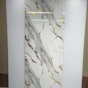 Panneau mural de douche en PVC effet marbre Carrera 1/1,2 m, qualité supérieure, imperméable, finition UV, panneau décoratif pour salle de bain - Product Image 1