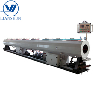 Machine à fabriquer des tuyaux en PVC encastrés dans les murs LIANSHUN avec extrudeuse à double vis contrarotatives, moteur et boîte de vitesses, garantie de 2 ans