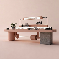 Vitrines de présentation de cosmétiques de luxe abordables, armoires à parfums modernes, armoires de rangement et de présentation pour la vente au détail, design d'intérieur