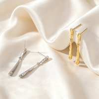 Boucles d'oreilles Huggie en argent sterling 925 plaqué or 18 carats, texture irrégulière martelée, forme goutte d'eau, pour femme, idéales pour les soirées