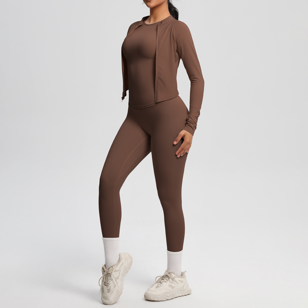 ชุดสามชิ้น-เกาลัด