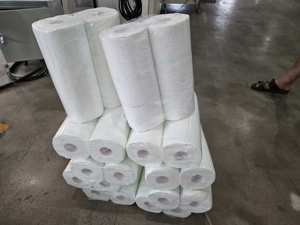 Ligne de production automatique de machines à fabriquer <span class=keywords><strong>du</strong></span> papier toilette de petite taille avec certificat CE pour <span class=keywords><strong>la</strong></span> machine XinYun à prix d'usine bas - Product Image 3