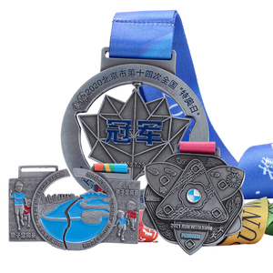 Sản xuất tại Trung Quốc tùy chỉnh kim loại dập nổi Triathlon huy chương men Marathon Finisher chạy 3D huy chương không có tối thiểu - Product Image 5