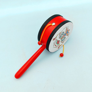 Venta al por mayor de sonajeros de madera para bebés con estampados de la danza del león chino, tambor de mano, juguete de tambor de madera, instrumento de percusión - Product Image 2